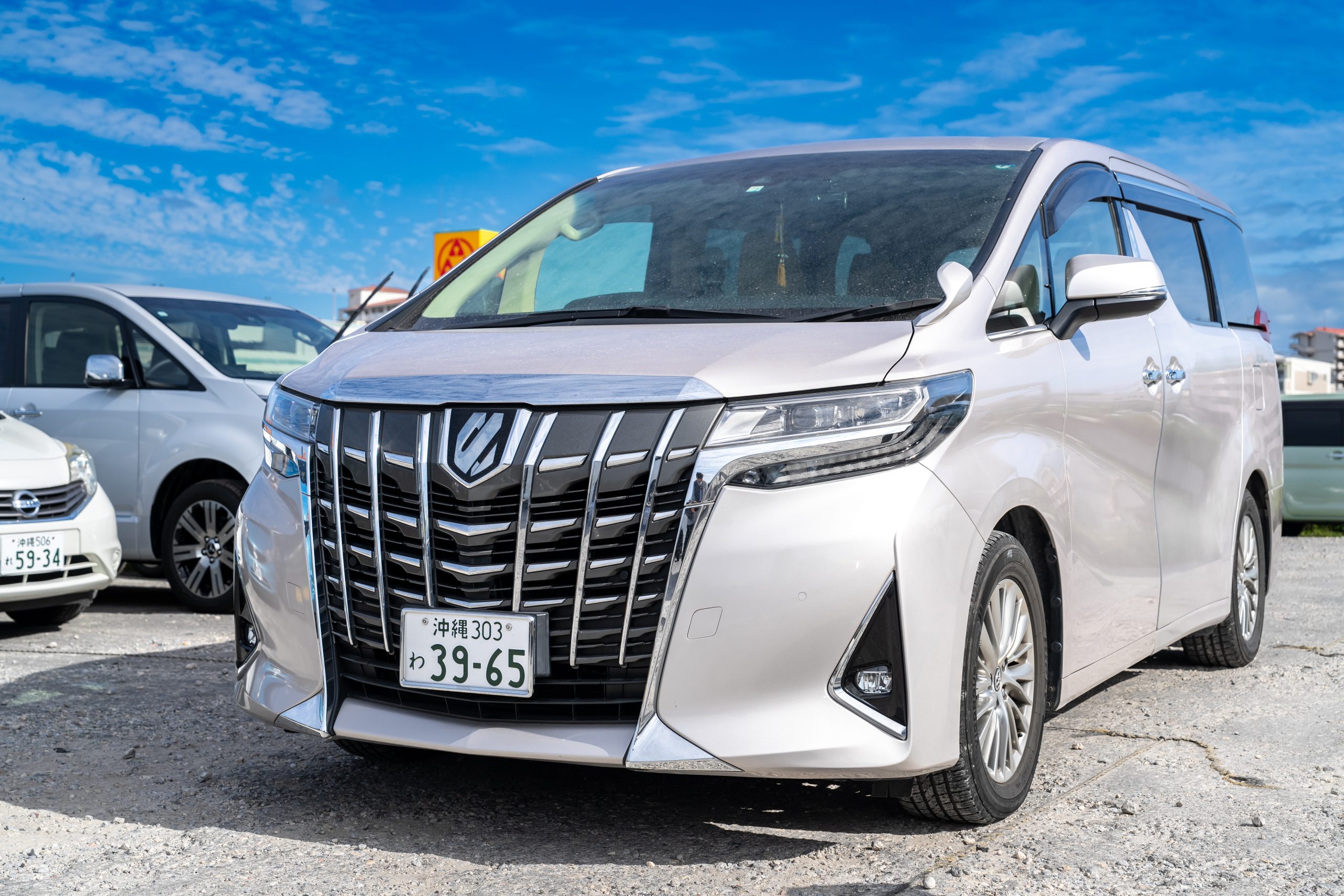 日本親子遊自駕】7–8人座休旅車後車廂空間行李擺放攻略（Toyota Noah / Nissan Serena / Honda  Stepwgn/Toyota Alphard/Toyota Sienta等熱門車款） - GO!GO!租車網