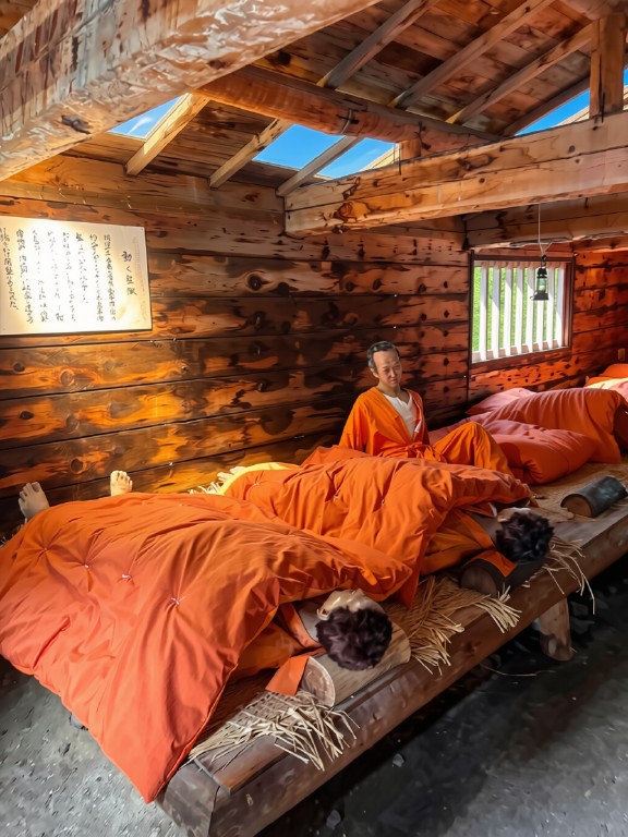 網走監獄的囚人體驗展示 — 七月網走監獄博物館的沉浸式歷史體驗