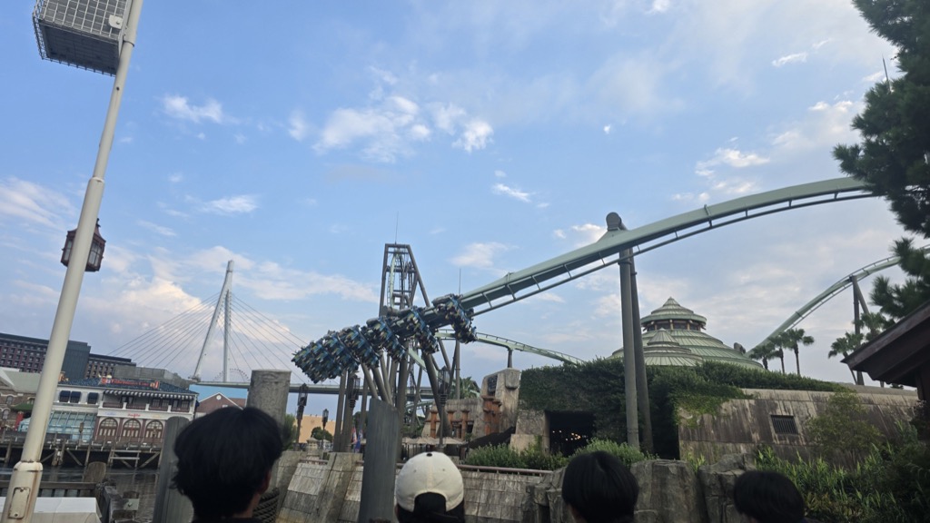侏羅紀公園「飛天翼龍」軌道全景
