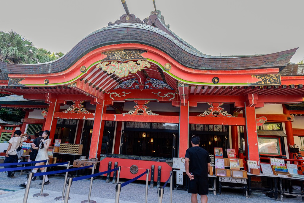 青島神社本殿